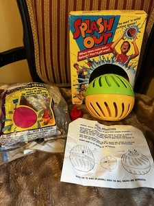 Vintage Splash Out Water Balloon Game by Galoob ~ Complete w/ Balloons In Box!