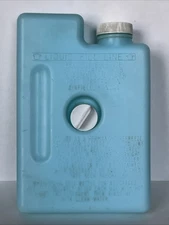 Vintage Rubbermaid Gott Screw In Refreeze Beverage Bottle 8225 Cooler Ice Pack