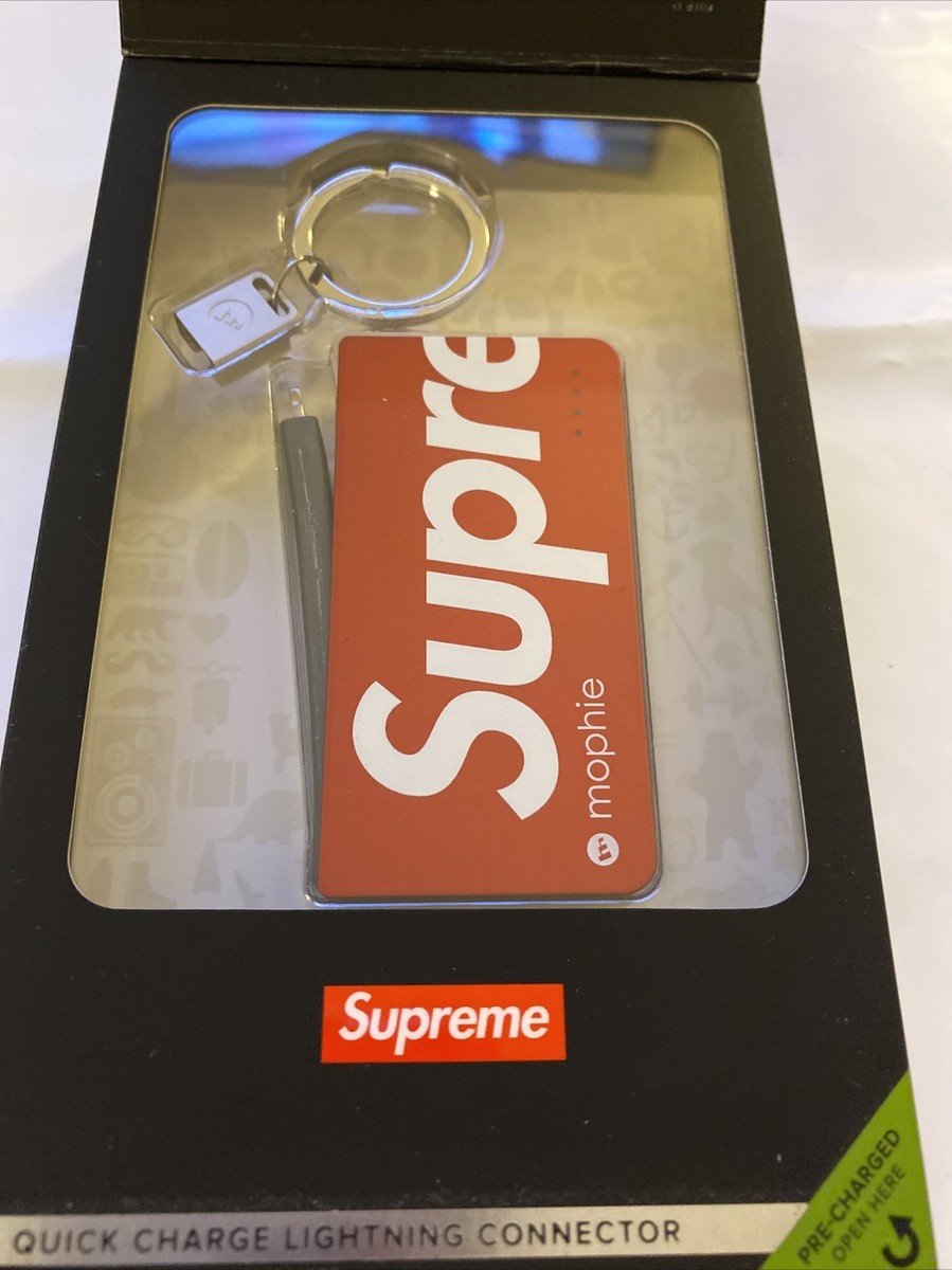 Supreme Mophie Power Reserve 15SS 新品 新品未使用Supreme Mophie Power Reserve 15SS