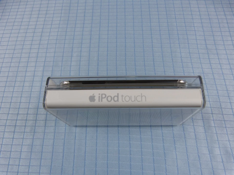 Apple iPod touch 2.Generation 8GB Schwarz! SolarWorld Special Edition!Neu & OVP! - Bild 3 von 4