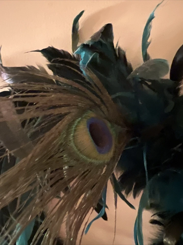 Feather Wreath Black Feather green Peacock Feather Accents 17" blue decor wall - Image 4 of 4