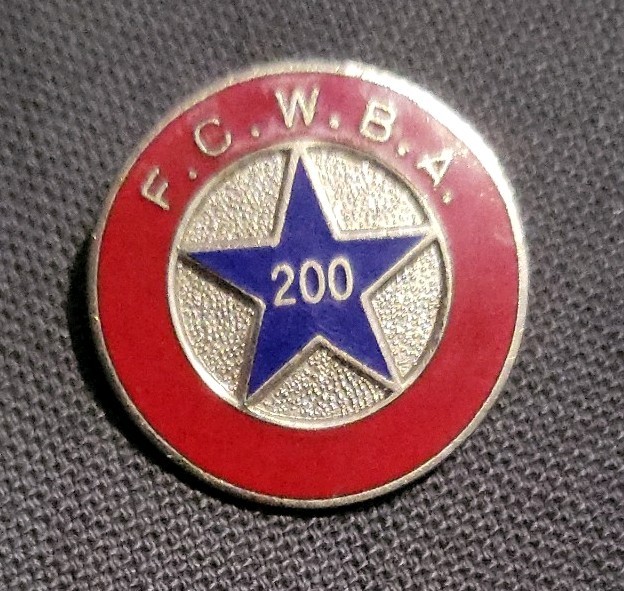 fCWBA 200 Bowling Lapel Pin P15 Good Condition