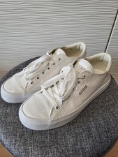 GUESS Sneaker Damen Gr. EU 37 Top Zustand