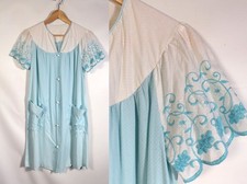 Vintage 60s/70s Dotted Swiss Button Front Housecoat Robe Nightgown Size L