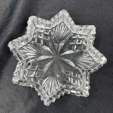 Small Clear Pressed Glass Star Trinket Dish-FREE UK POSTAGE