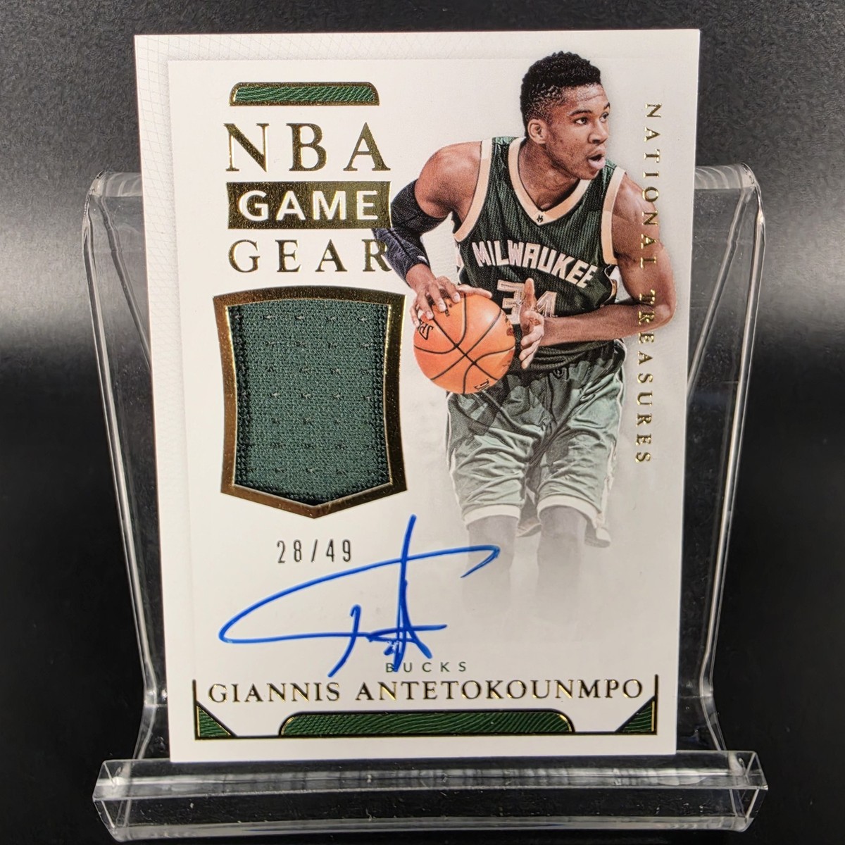 Giannis Antetokounmpo 2015-16 National Treasures NBA Game Gear 