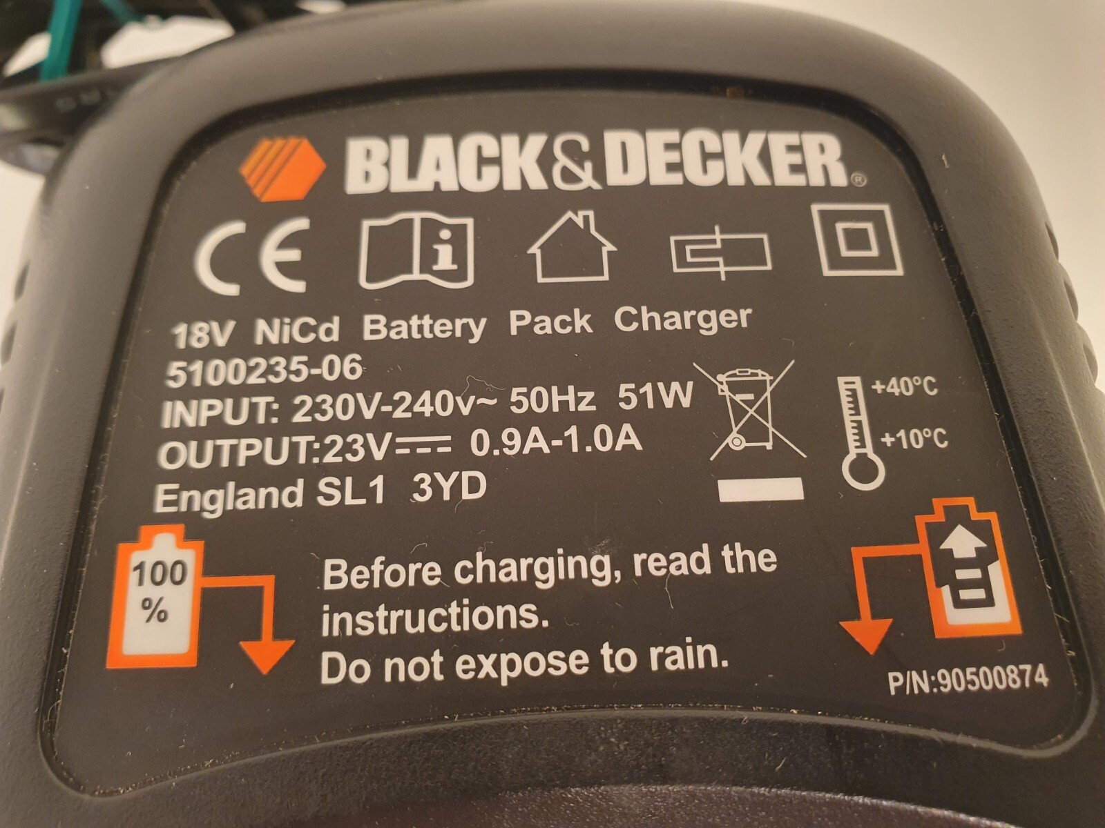 Original, 18v Black & Decker Charger. 18v Nicd, 510023506 Fully