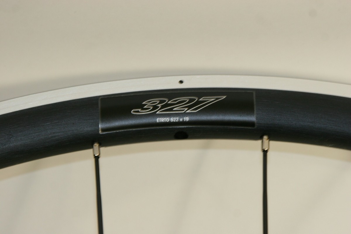 Oval Concepts 327 Rear 700c Wheel 9-10 spd 130mm MSW QR 24h Oval Concepts 327 Rear 700c Wheel 9-10 spd 130mm MSW QR 24h