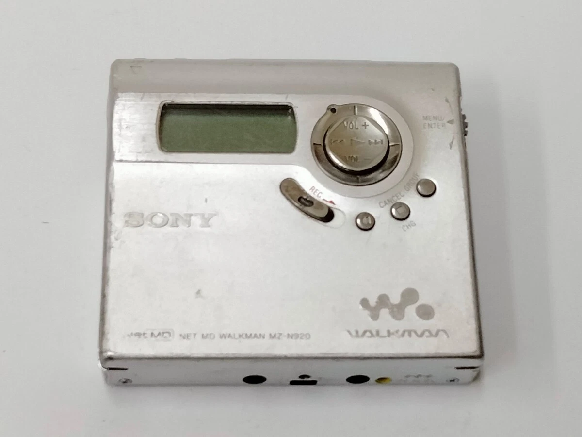 Sony MD Walkman MZ-N920 Silver Junk Free Fast shipping from Japan