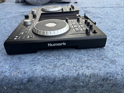 Numark IDJ PRO controller W/Case (Missing Power Cord) Parts only