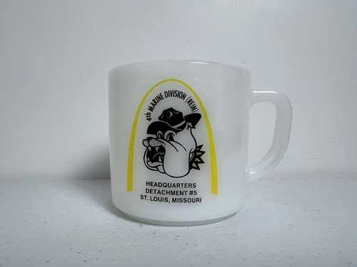 VTG Federal Milk Glass Mug 4th Marine Division REIN St Louis Missouri Bull Dog