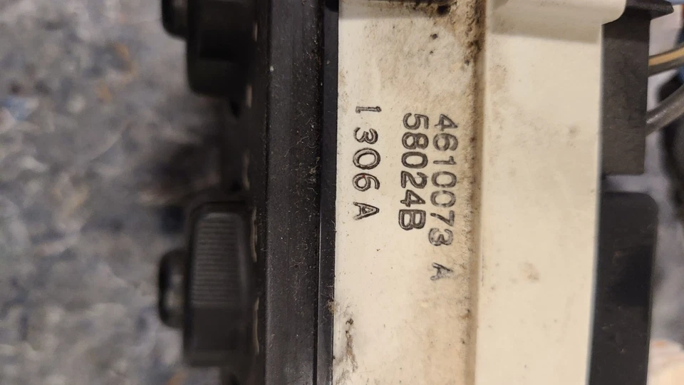 95-00 Stratus Cirrus Breeze Sebring AC Heater Climate Control Unit 97 98 99 OEM - Image 2 of 4