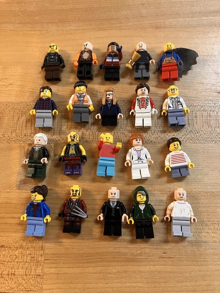 LEGO Minifigure Lot of 20 Mixed City Scientist Worker Villain Hoodie Par - Image 3 of 4