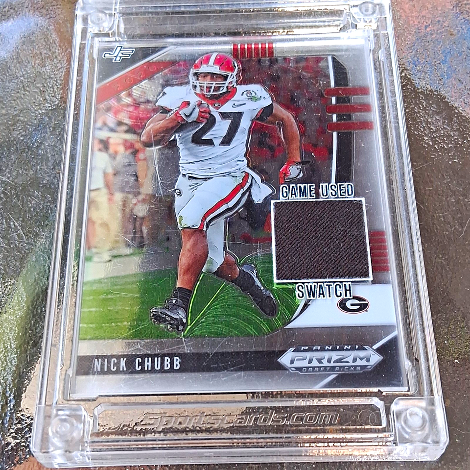 Red Insett Nick Chubb 2022 Panini Jersey Fusion #78 Memorabilia Insert Georgia ...
