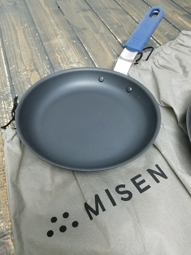 Misen Preseasoned Carbon Steel Pan Set 8 Inch + 10 Inch **OPEN BOX ITEM** - Bild 3 von 9