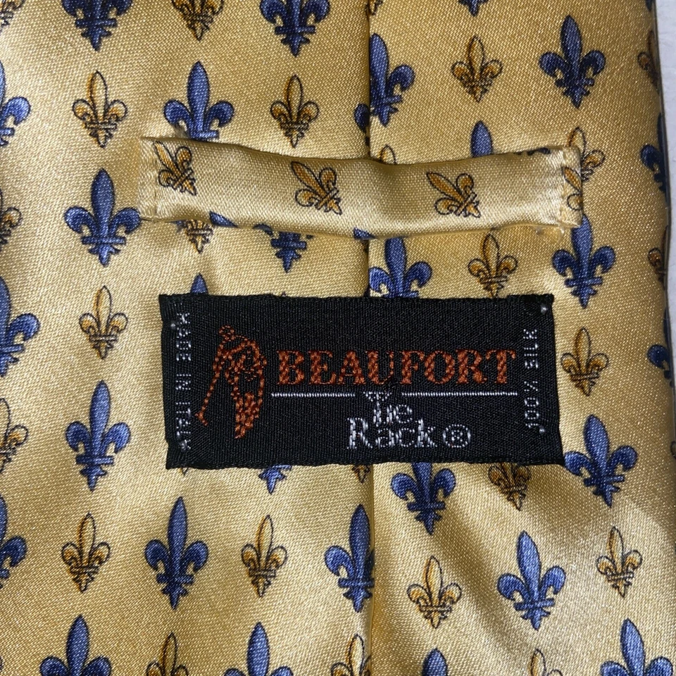 TIE RACK BEAUFORT NECKTIE NOVELTY ALL OVER PRINT 100% SILK - Image 2 of 4