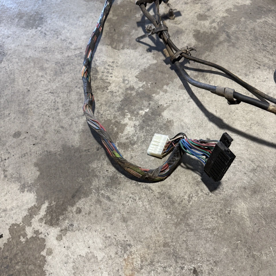 81-83 Mazda RX7 GSL Front Body Chassis Wiring Harness FB Interior Engine Bay - Image 2 of 4