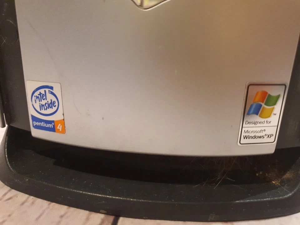 Gateway MFATXPNT NMZ 500S Intel Pentium 4 @ 2.00GHz 2 GB RAM 80GB HDD WIN XP - Image 3 of 4