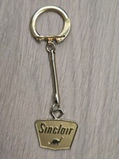 Rare Sinclair Motor Oil Gas Vintage Keychain Dinosaur Key Ring Gold Tone Metal