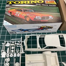 Johan Ford Torino Oval Track Racer Kit # C-3372 Unbuilt White 1/25 Jo-Han 70s!!
