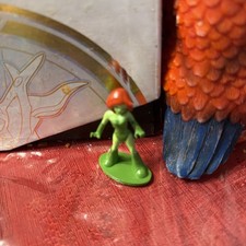 DC COMICS POISON IVY JUSTICE LEAGUE SUPERHERO VILLAIN PVC FIGURE CAKE TOPPER