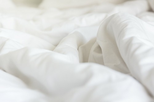 NightComfort Summer Breeze Quilt 1.5 / 3 Tog 100% Cotton Anti-allergy Duvet - Picture 8 of 13