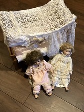 Vintage Wooden 4 Poster Bed And Three China Dolls Victorian Style Needs TLC