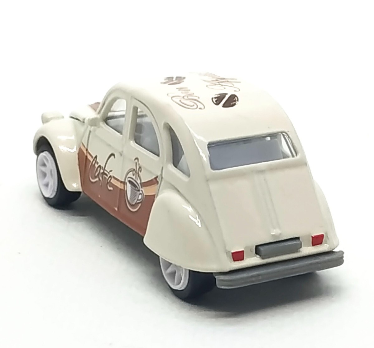 Majorette Citroen 2CV French Touch - Cafe - Brown 1:64 (3