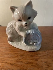 Vintage Porcelain Artmark Kitty Cat with Mouse in Basket Figurine S27