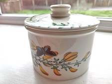 Perfect Portmeirion 'Botanic Garden' trinket box.