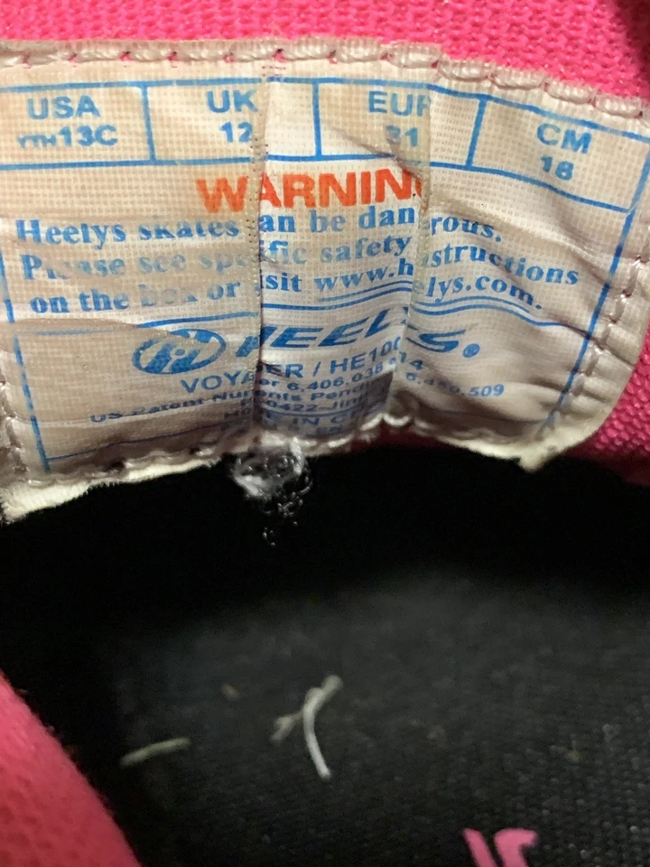 Туфли на колесиках HEELYS унисекс детские молодежные Voyager черные розовые размер yth 13C - Изображение 3 из 4