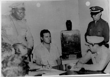 CUBA CUBAN FIDEL CASTRO PRISONER SIGNED PERFECTO ROMERO 1960s ORIG PHOTO MA43