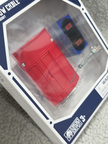 Star Wars Disney Galaxys Edge R-SERIES RC Droid Depot cavo di traino include cassa - Foto 4 di 16
