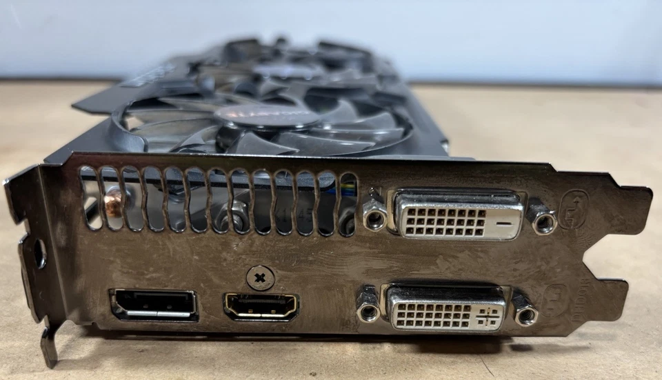 Gigabyte GV-N780OC-3GD GDDR5 Gaming Graphics Card w/ Windforce 3x 450w Cooling - Image 3 of 4