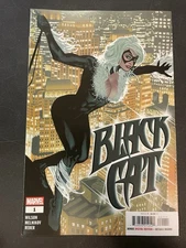 BLACK CAT #1 ADAM HUGHES COVER 1ST PRINT MARVEL COMICS 2025 SPIDER-MAN LIZARD
