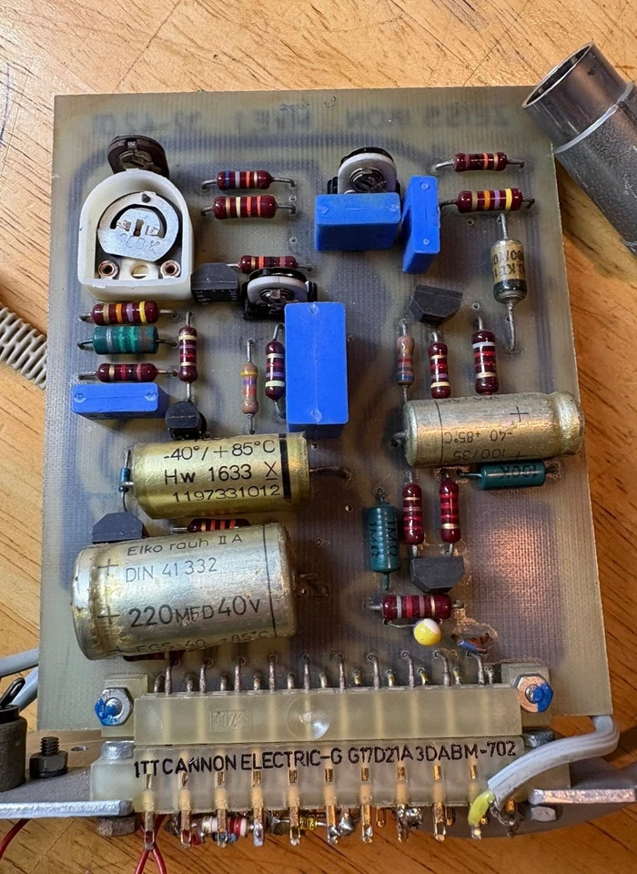Zeiss Ikon 2x Vorverstärker Preamp Telefunken Ela Röhrenverstärker EL12 - Bild 3 von 4