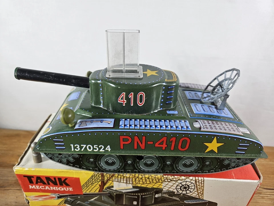 FRANCE-JOUET FJ TIN TANK EVK/PN-410 WITH BOX NO KEY UNTESTED ONE BULLET - Image 2 of 4