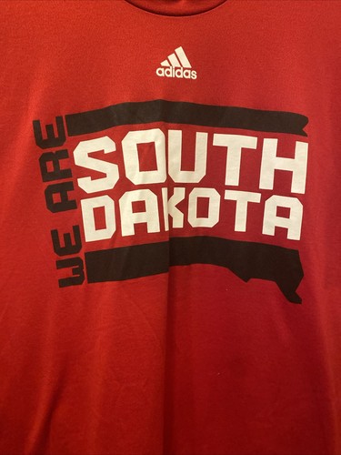 Adidas We Are South Dakota Red T Shirt Men’s XL - Picture 2 of 4