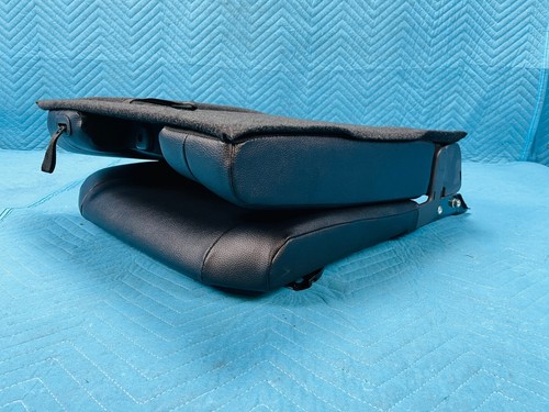 Mitsubishi Outlander GT 3rd Row Seat Complete Passenger Side 2014-2018 Black OEM - Picture 6 of 8