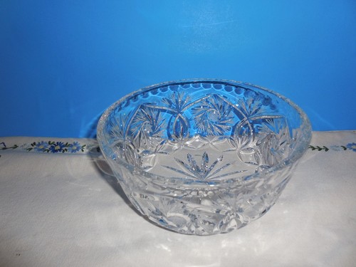 Vintage Lead Crystal Cut Pinwheel & Fan 7" Flat Bottom Bowl - Picture 2 of 5