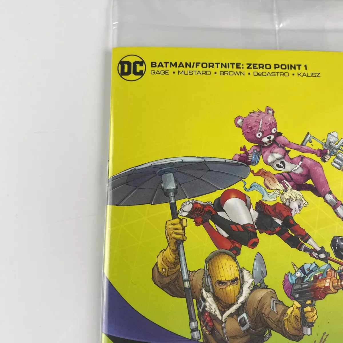 Fortnite, How to get Harley Quinn Rebirth Skin and Batman comic books