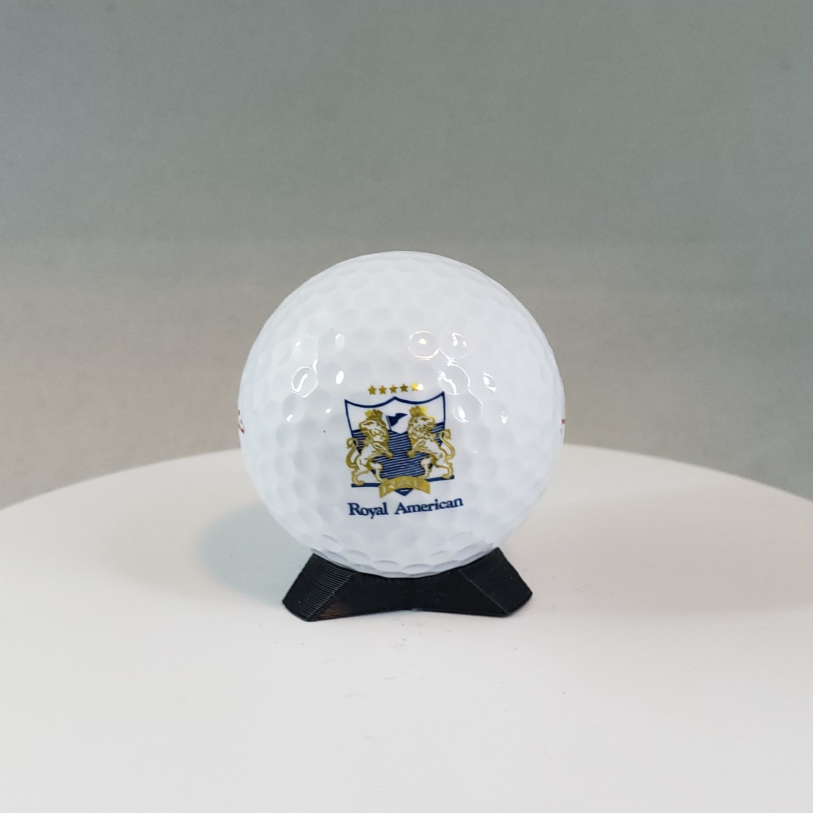 Royal American - Vintage Logo Golf Ball - Collectable / Rare