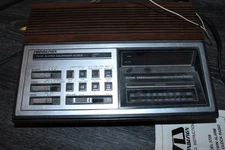 Vintage Sound Design Model #3728- AM/FM Twin Alarm Clock Radio Wood Grain -Works