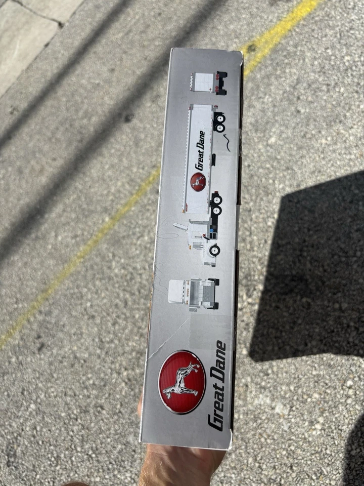 First Gear Great Dane Truck And Trailer Building Blocks Set   Sealed 90-0576 - Image 4 of 4