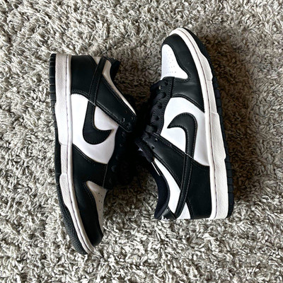 Nike Dunk Low Sneaker Low Top - Schwarz/Weiß EU 38,5 - CW1590-123 2023