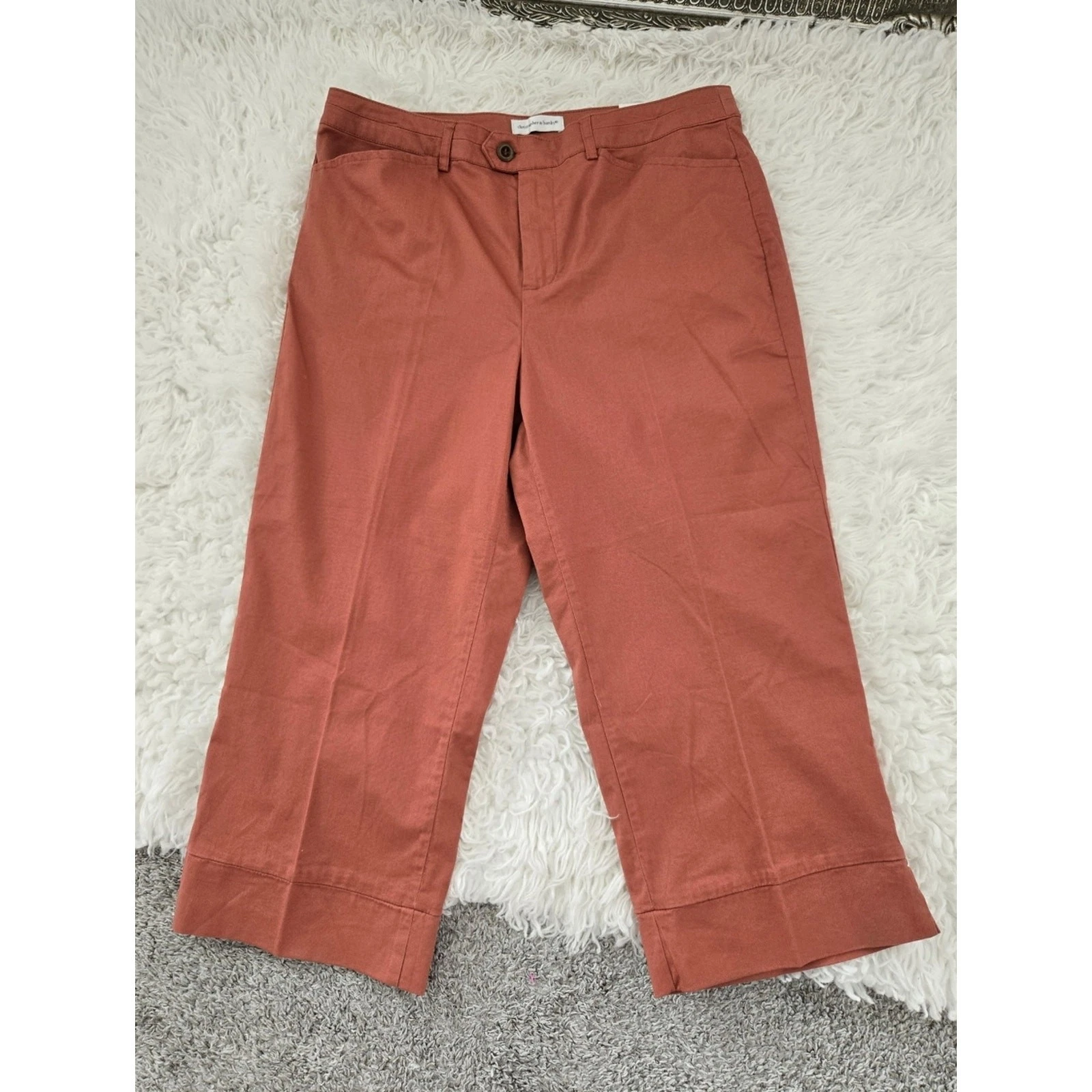 Christopher & Banks Classic Fit Capri. Color Salmon. Size 10. New.