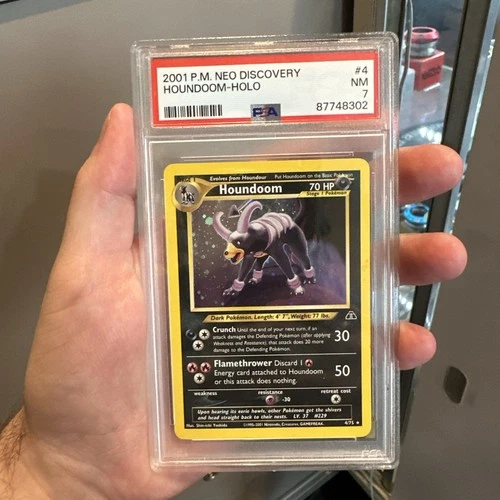 Pokémon Neo Discovery Houndoom Holo 4/75 PSA 7