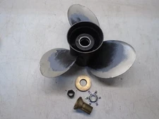 K1 ALUMINUM MERCURY BLACK MAX PROPELLER PROP 48-832828-C1-17 w/ Hub Kit