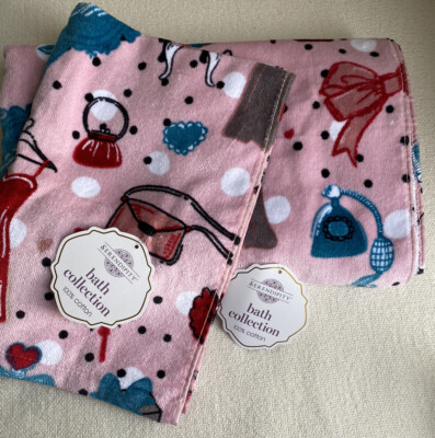 Serendipity Bath and Hand Towel Set, Pink With Purses, Dresses, Lipsticks, Hats