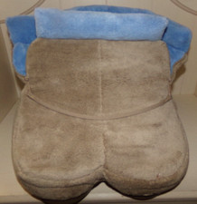 Brookstone Foot Vibrating Massager Warmer Heat Soft Boot Hard Bottom